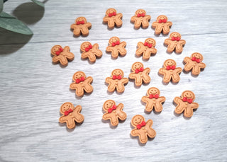 20 kleine Lebkuchenmännchen