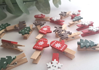 20 Holzklammern mit Weihnachtsmotiven
